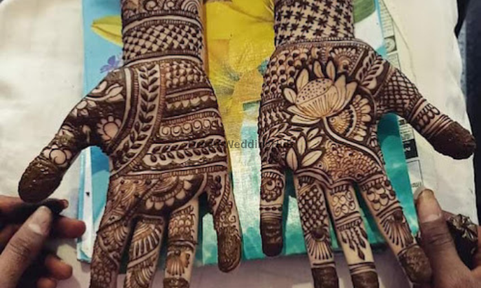 Krishna Jaipuri Mehandi Art